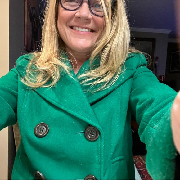 Meet your Posher, Sue - Picture 2 of 5
